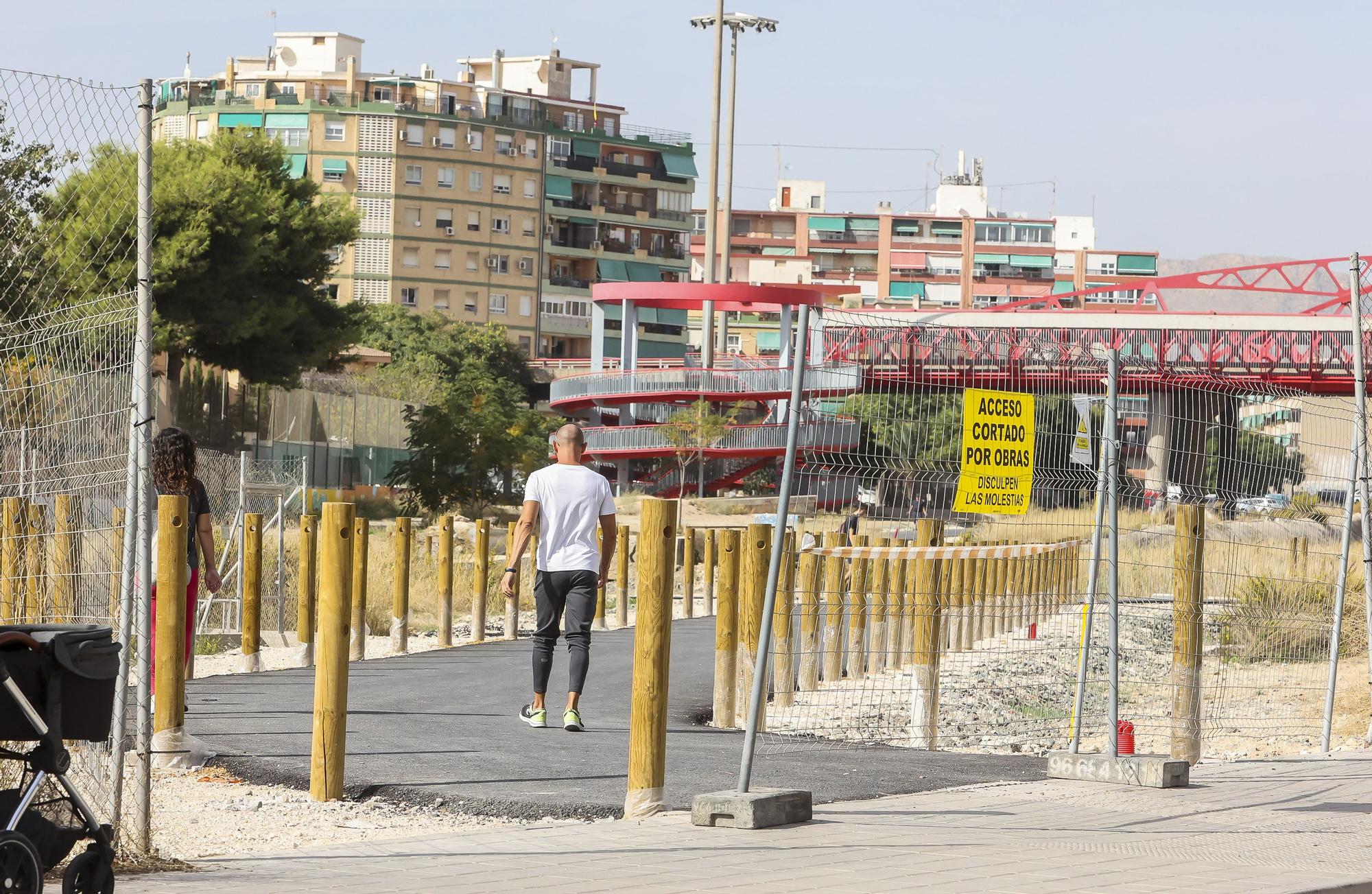 Las obras de los pasos peatonales sobre el futuro parque central se han visto afectados por la crisis de materiales