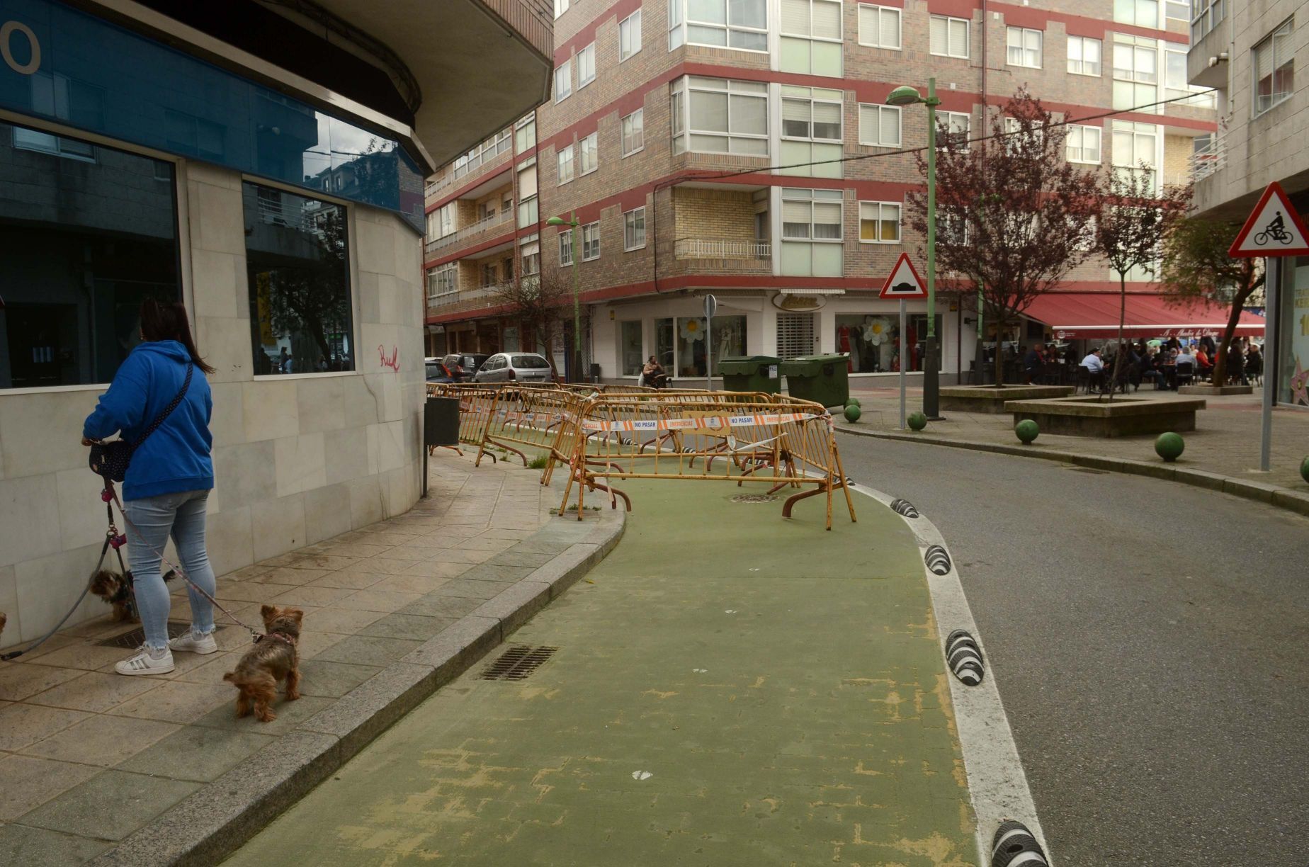 Una de las zonas del centro de Vilagarcía en la que proliferan las vallas.