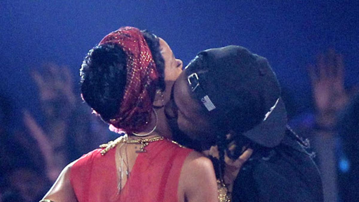 Rihanna y A$AP Rock en los MTV Video Music Awards de 2012