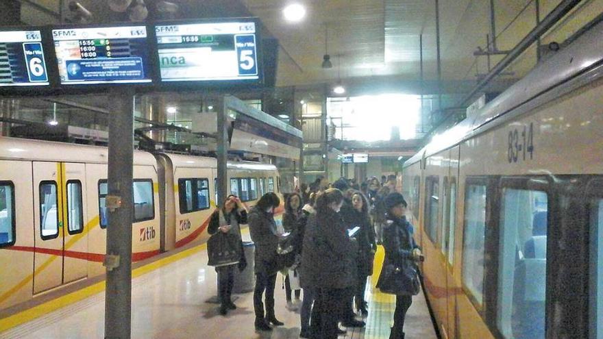 Los trabajadores del tren vuelven a hacer huelga hoy.