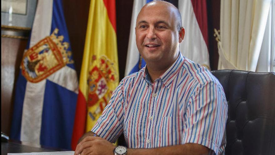 La oposición de Granadilla se une para acusar al alcalde de vulnerar sus derechos