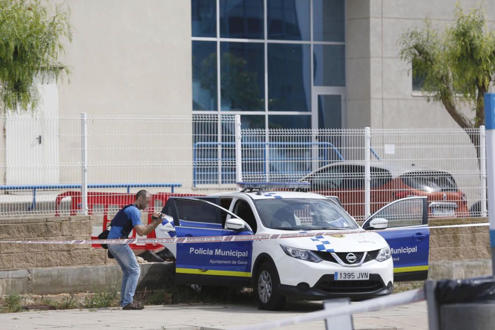 UN HOMBRE HIERE CON ARMA DE FUEGO A DOS POLICIAS ...