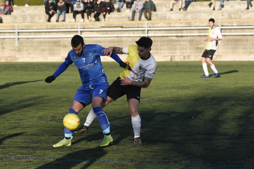 Futbol. Segona catalana. Gironella - Calaf