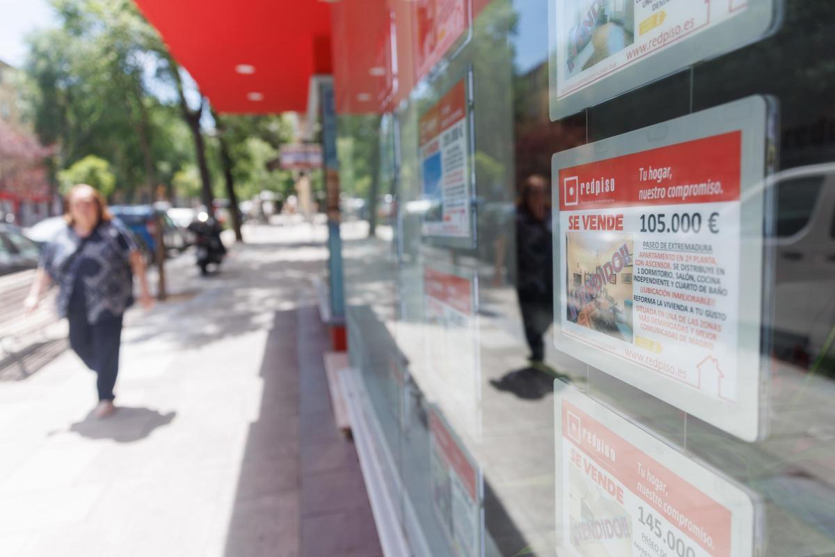 Anuncio de un piso en venta.