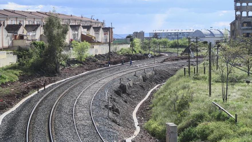 Enésimo intento para que el tren no aísle La Cañada y Aldea Moret