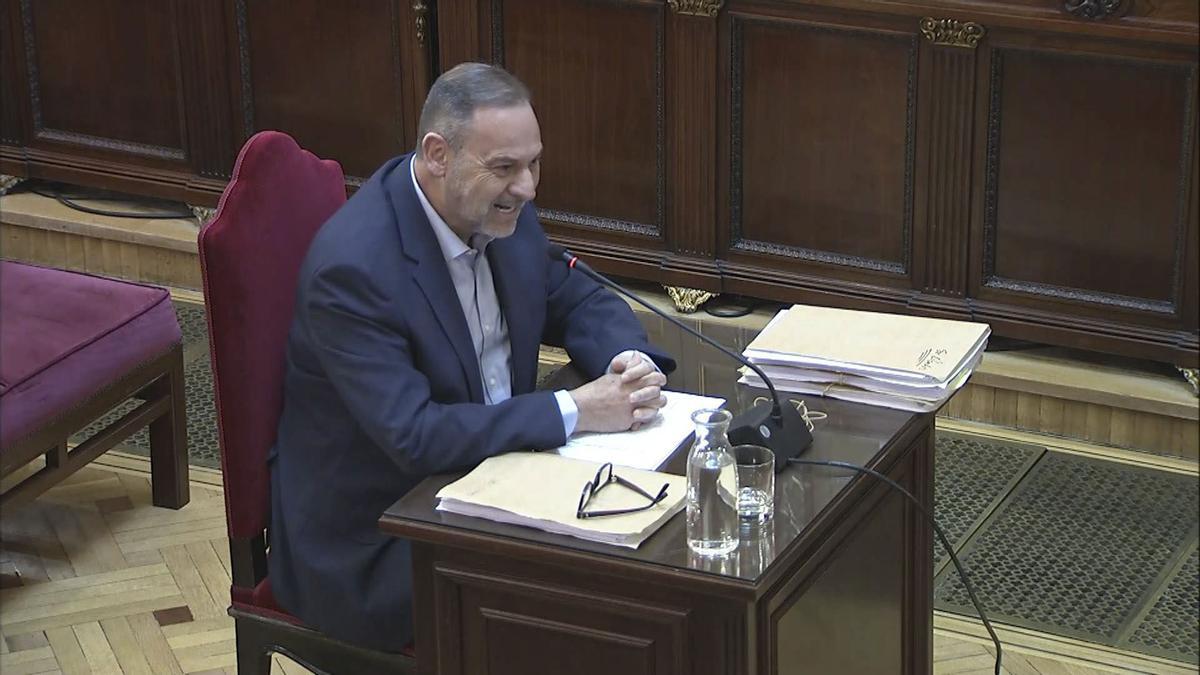Ábalos, víctima de tots... i de si mateix
