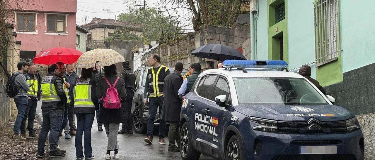 Detenido un vecino de La Felguera por matar y descuartizar a su compañero de piso, un hombre de unos 70 años