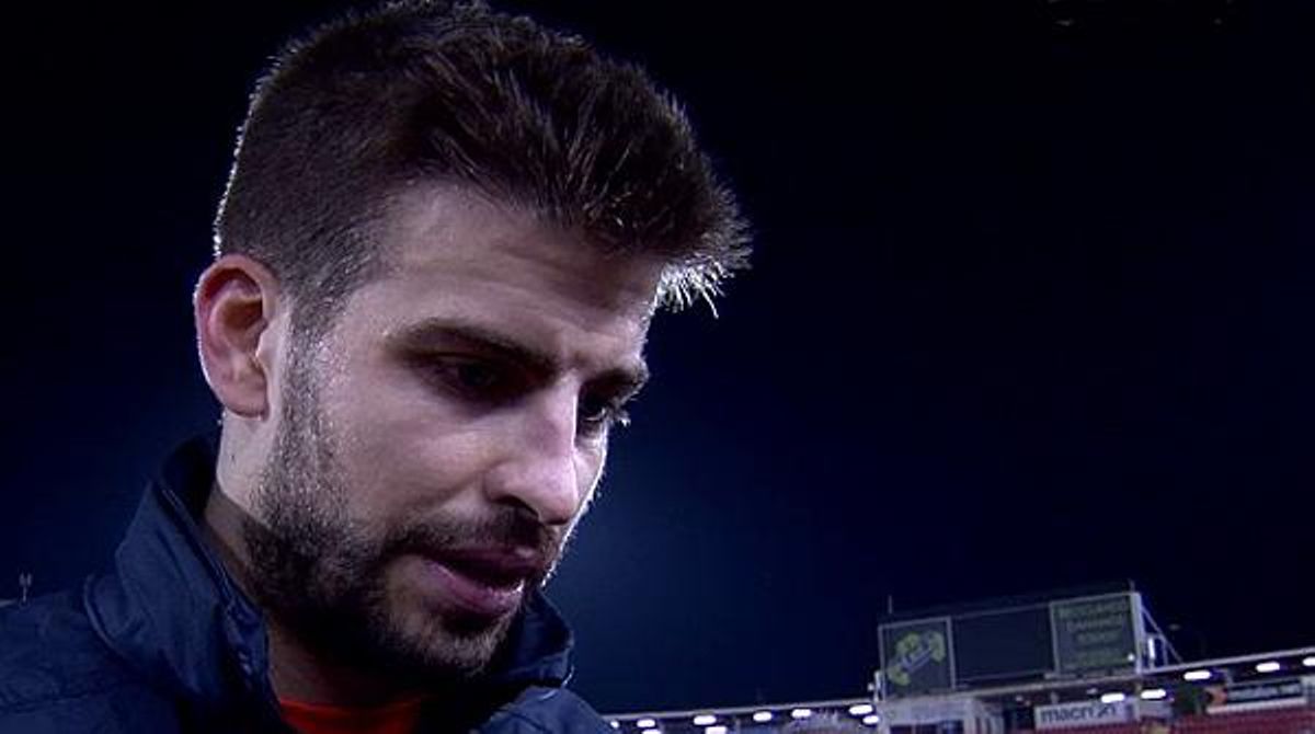El defensa destaca el gran inici de temporada del Barça i minimitza els problemes defensius.
