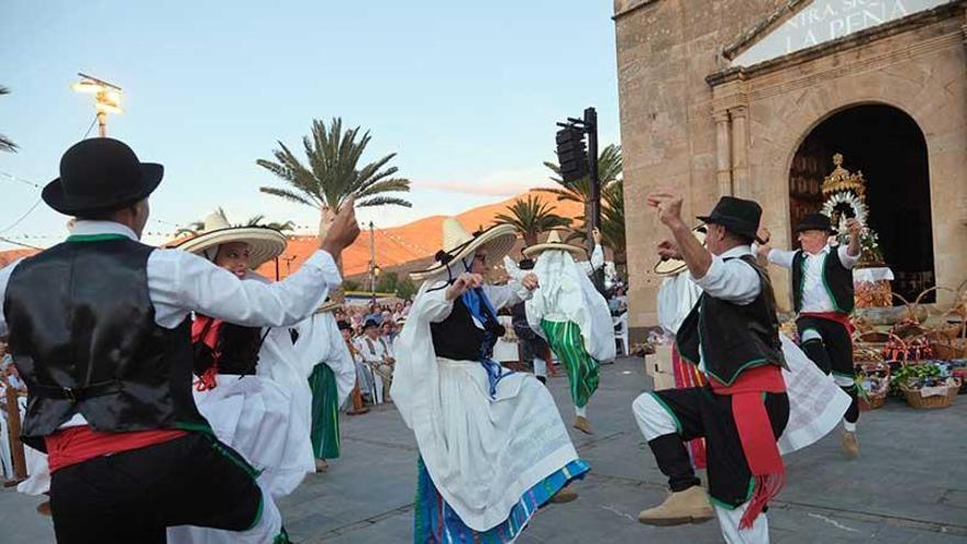 Televisión Canaria conecta en directo con la celebración de la Romería-Ofrenda a la Virgen de la Peña en Fuerteventura
