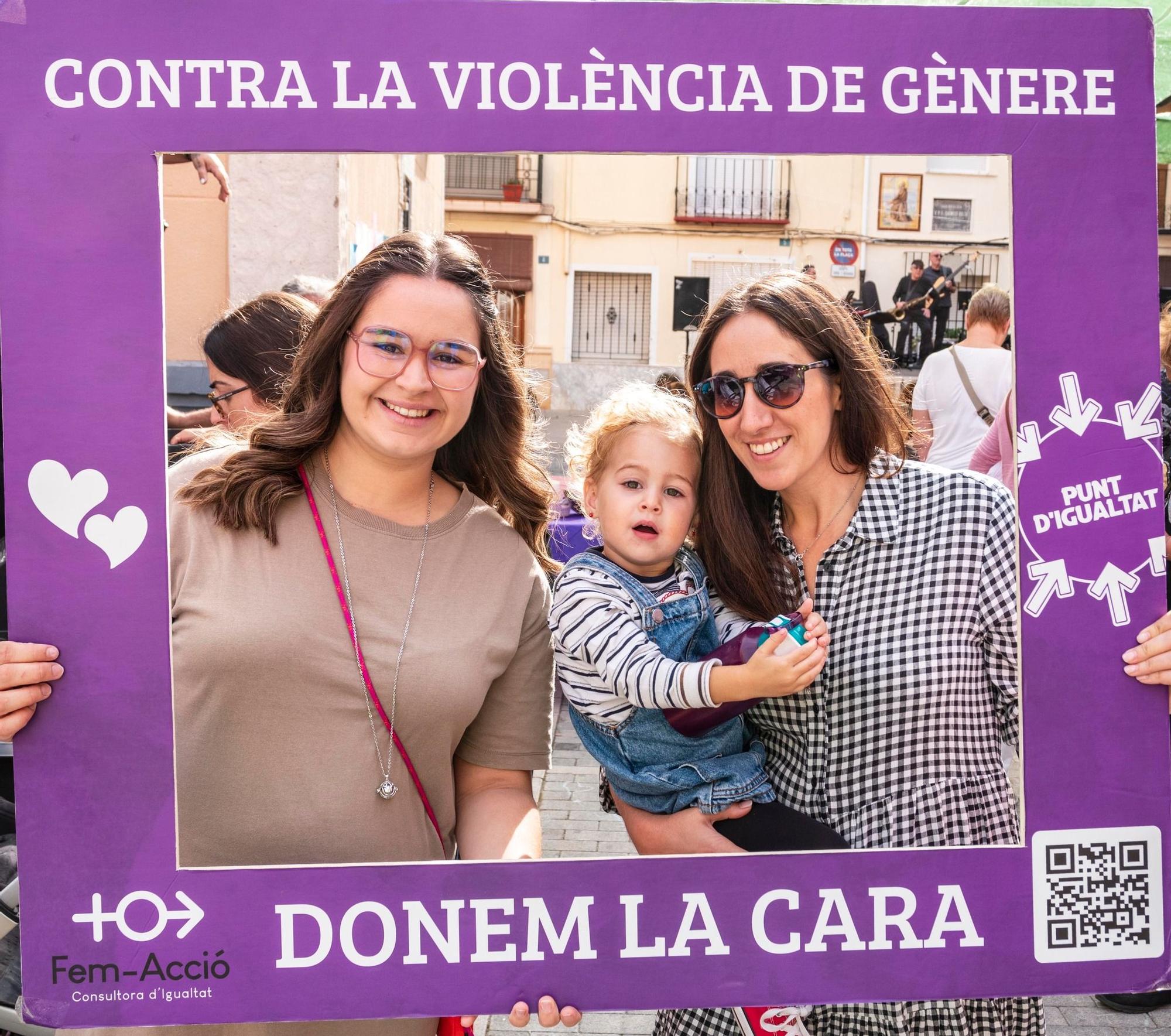 El 'Porrat de la Tardor' ompli els carrers del Real de Gandia