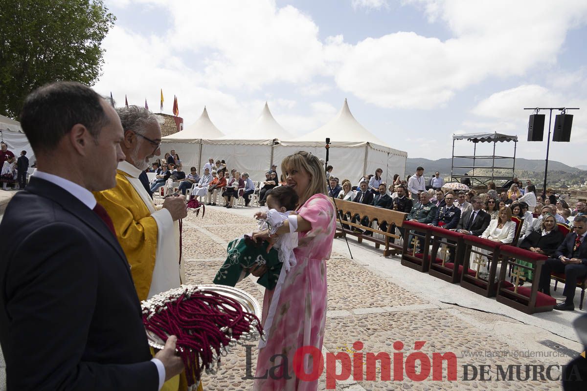Fiestas de Caravaca | Imposición de cruces a los nuevos hermanos cofrades de la Vera Cruz
