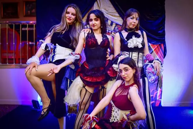 Casino La Toja, como el mítico «Moulin Rouge»  en su 48 cumpleaños