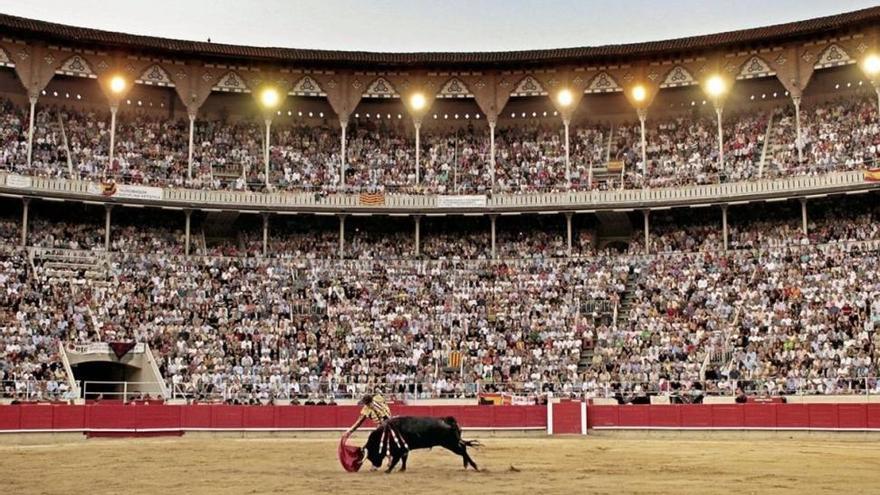 Más de 100.000 firmas contra la rebaja del IVA a las corridas de toros