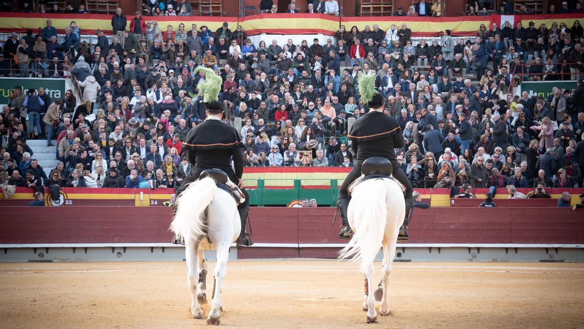 Los actos taurinos son uno de los grandes alicientes de las fiestas de la Magdalena.