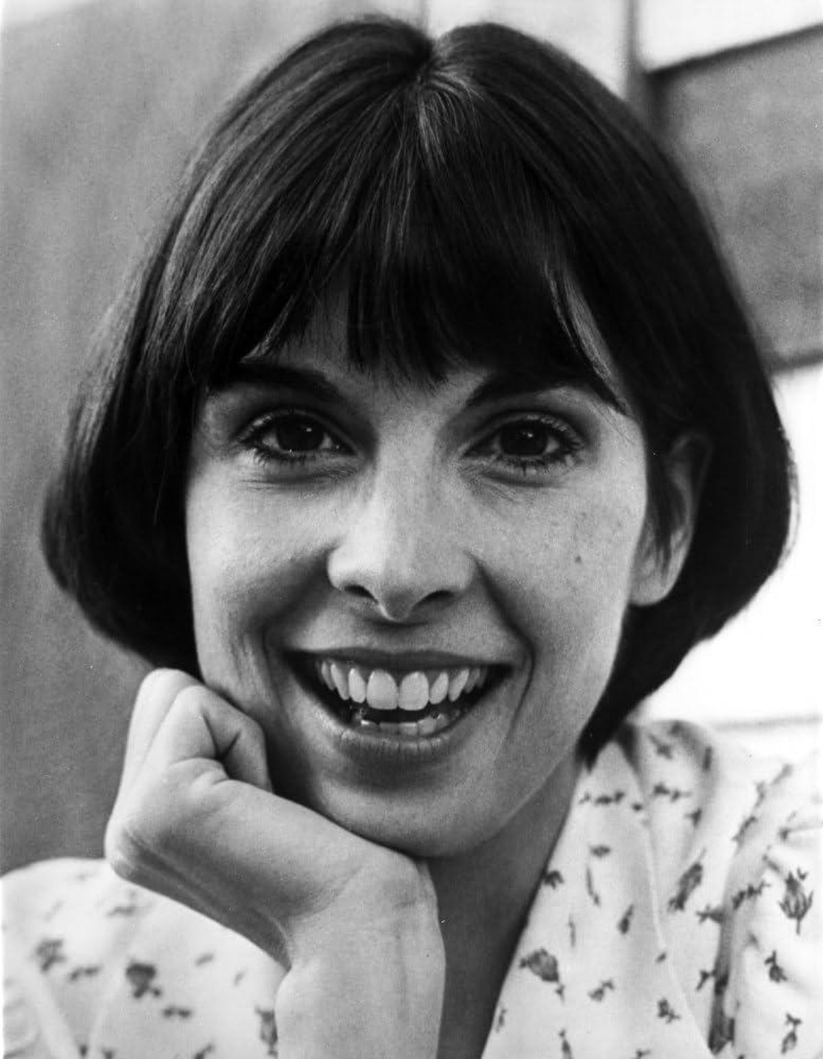 La idea de convertir a alguien de la familia en actriz le salió mejor a Francis con su hermana pequeña, Talia Shire, que con su hija. No dudó en darle el papel relevante de la única hija del clan Corleone en la saga de ‘El padrino’, aunque Talia alcanzó una moderada popularidad siendo la novia de Stallone en los filmes del púgil Rocky Balboa.