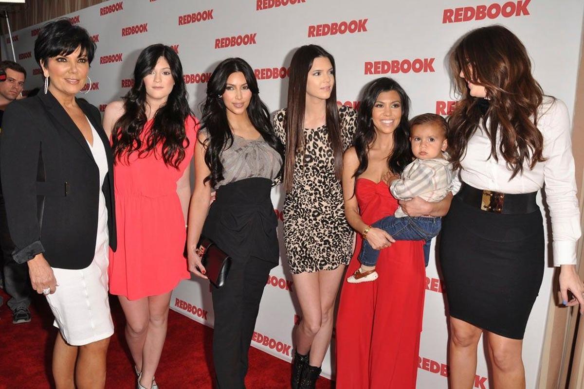 Kylie y Kourtney, las elegidas para ir de rojo