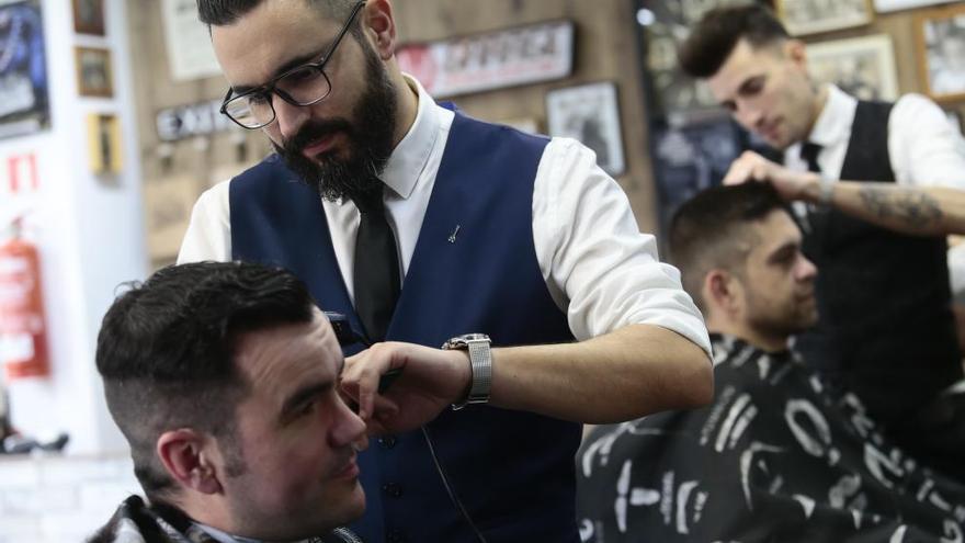 Este barbero eléctrico te convertirá en el hombre más guapo del verano
