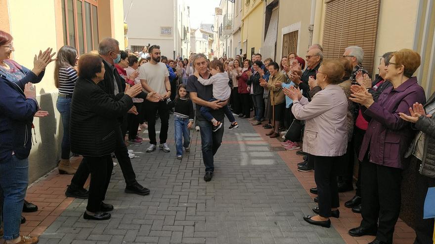 Todo Rafelcofer despide al último &quot;metge de poble&quot;