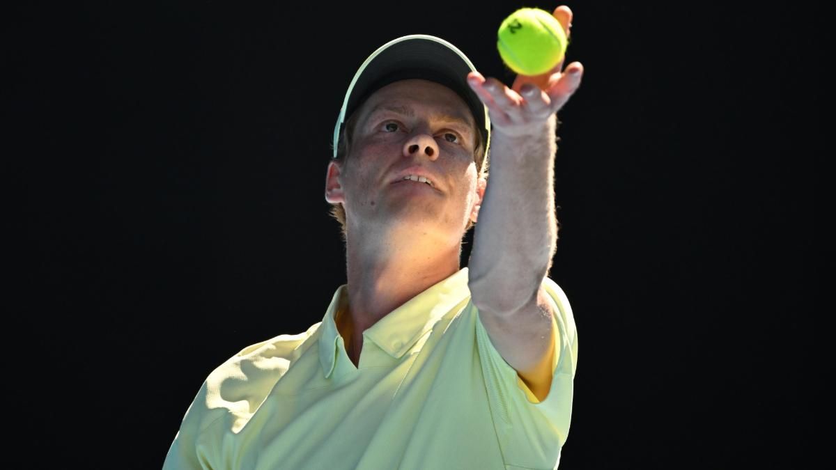 Sinner se entrena en Melbourne Park