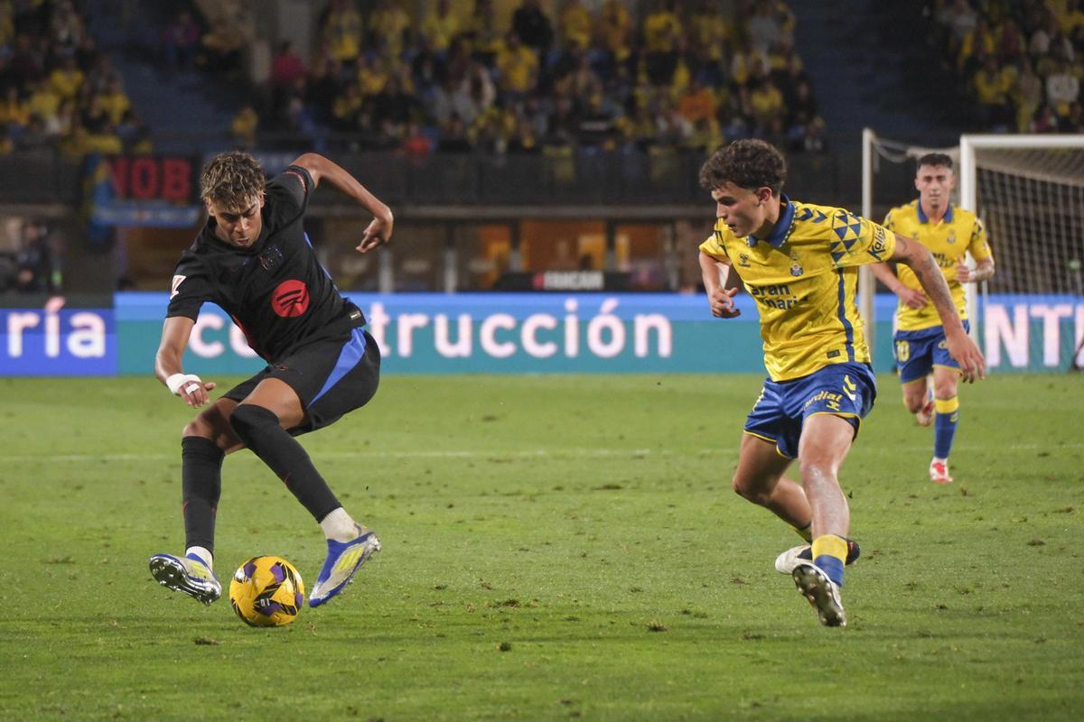 Stefan presiona a Yamal.