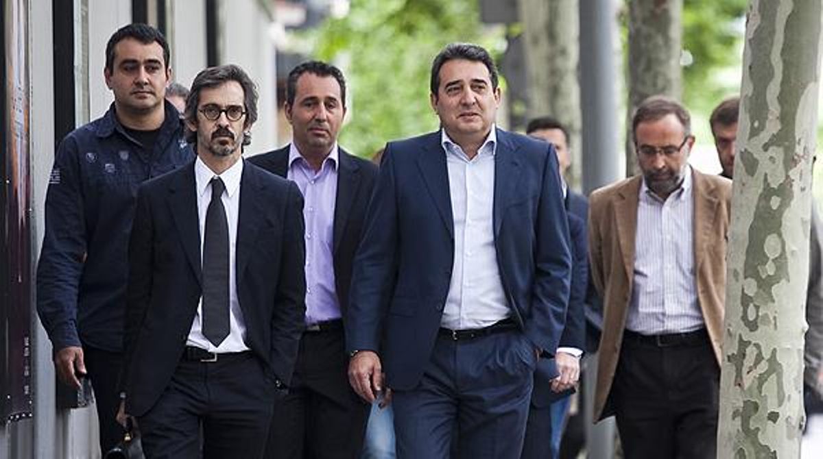 Els germans Bustos, a l’arribar al TSJC per prestar declaració.