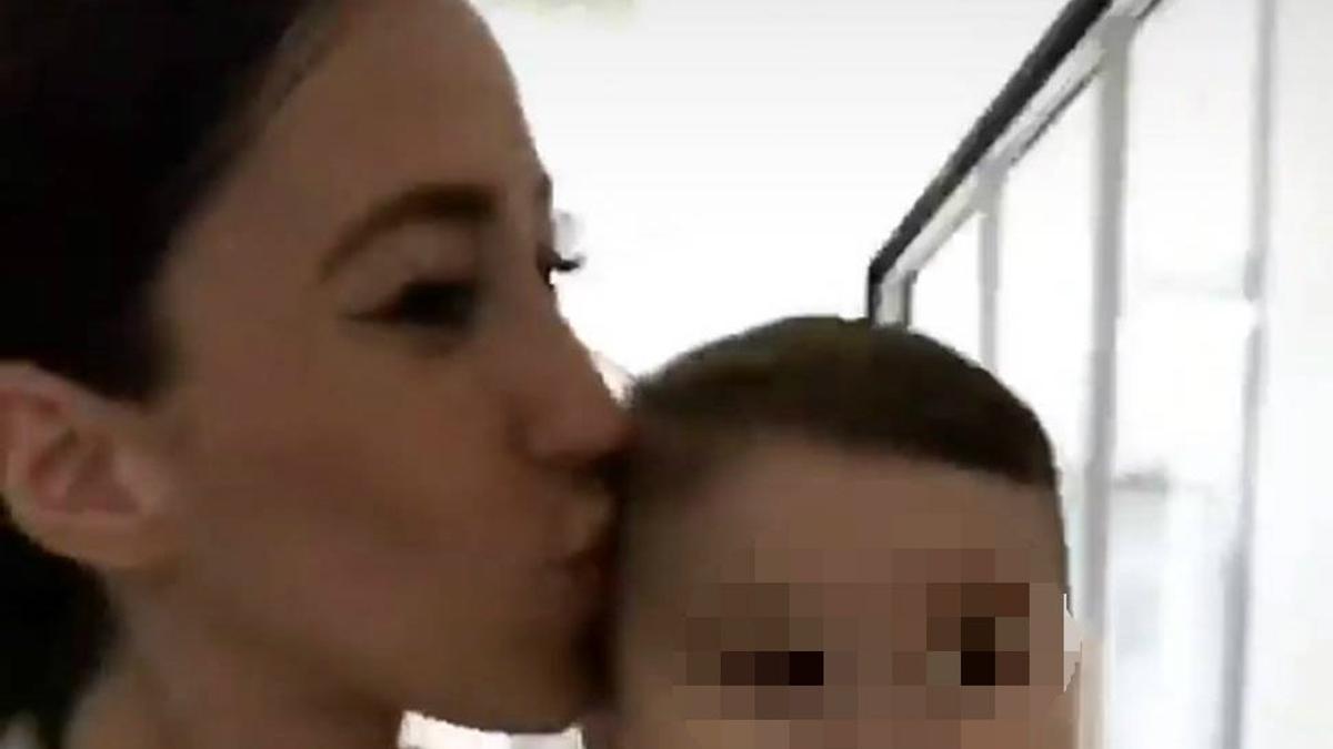 Aurah Ruiz y su hijo Nyan