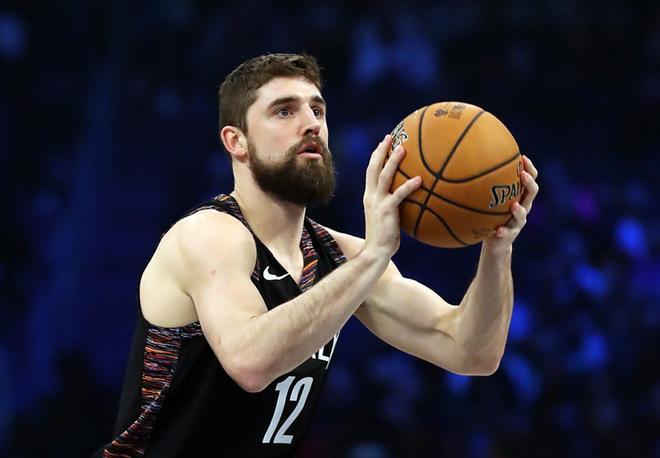 Las imagenes espectaculares del concurso de mates y triples de NBA All Star 2019