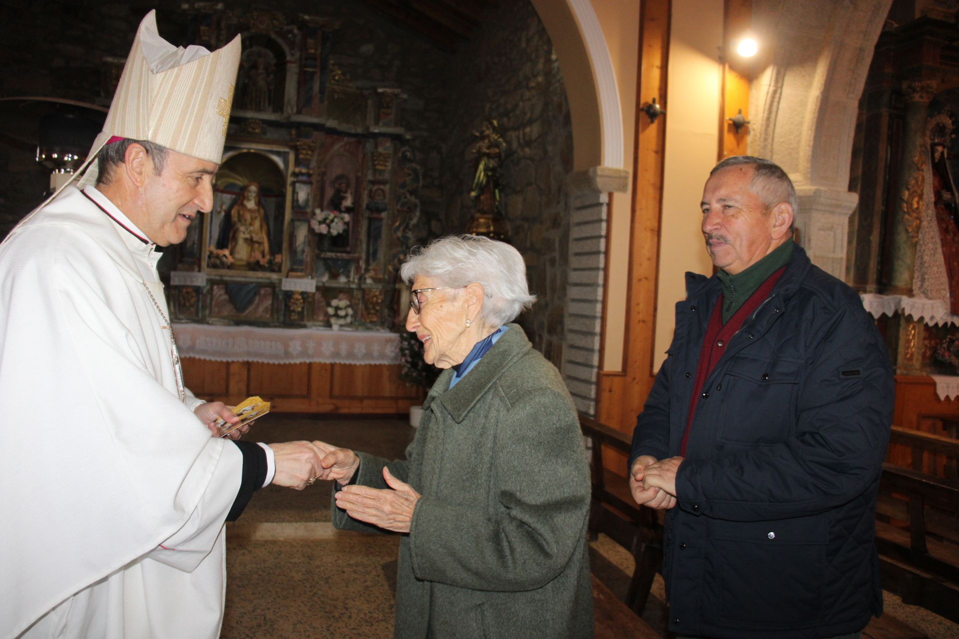 El obispo de Astorga visita Ferreros, Paramio, Robleda, Cervantes, Valdespino y San Juan de la Cuesta