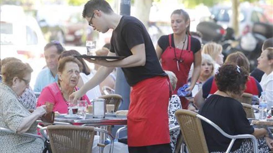 La campaña estival generará 9.000 empleos en Castellón, un 20% más