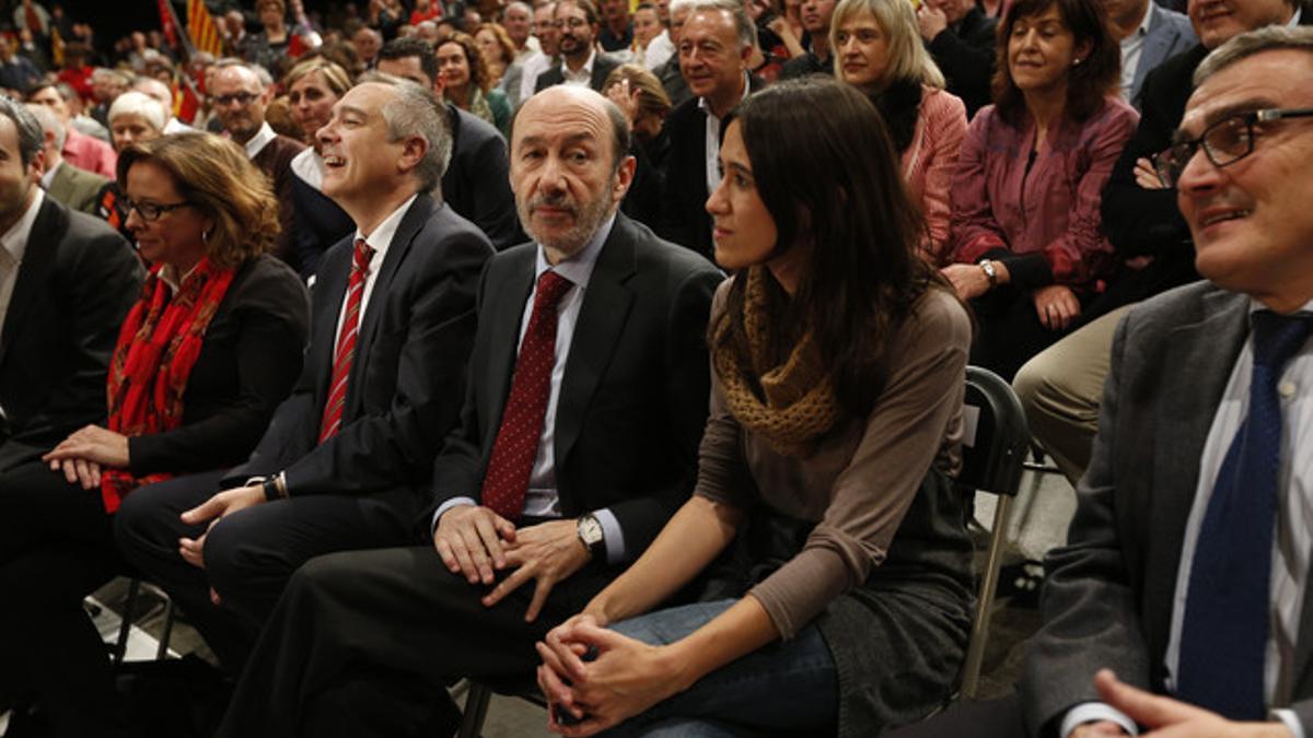 Pere Navarro, Alfredo Pérez Rubalcaba y Núria Parlón.