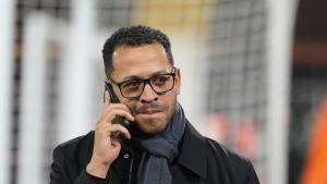 Liam Rosenior, entrenador del Chelsea