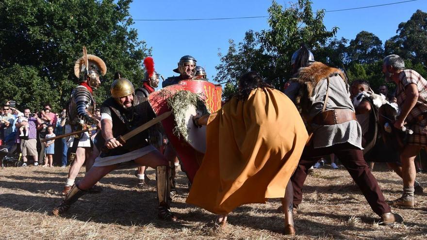 Feria de castrexos y romanos, fiestas del Carmen, espectáculos y música se concentran este fin de semana