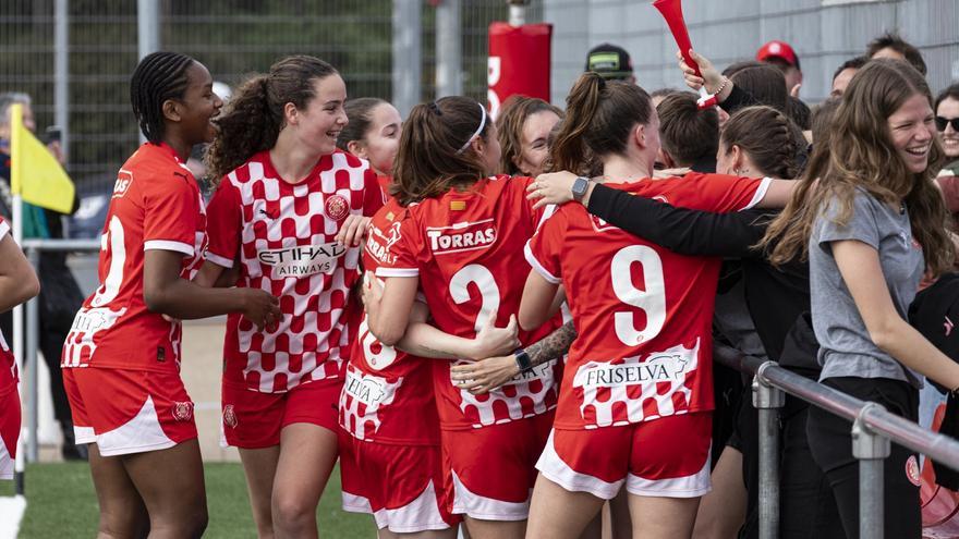 El femení comença la remuntada amb l’ascens