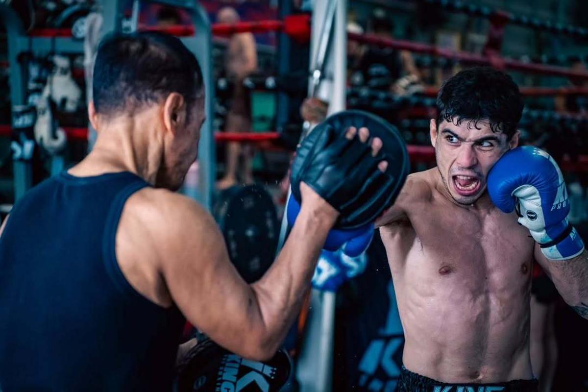 Pascual, entrenando en su gimnasio