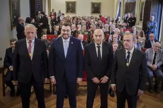 Todas las imágenes del ingreso de Juan Cofiño, presidente de la Junta General, en el RIDEA