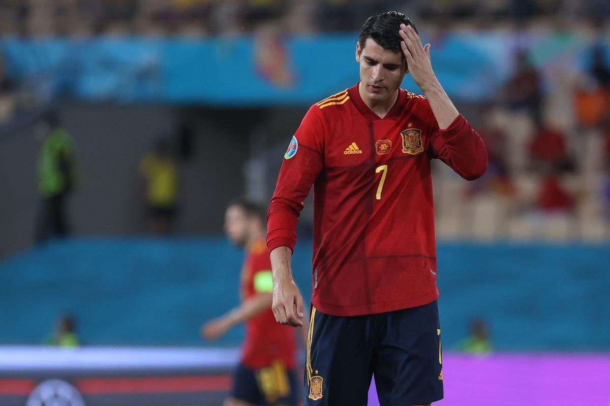 Morata lamenta una ocasión fallada ante Suecia.