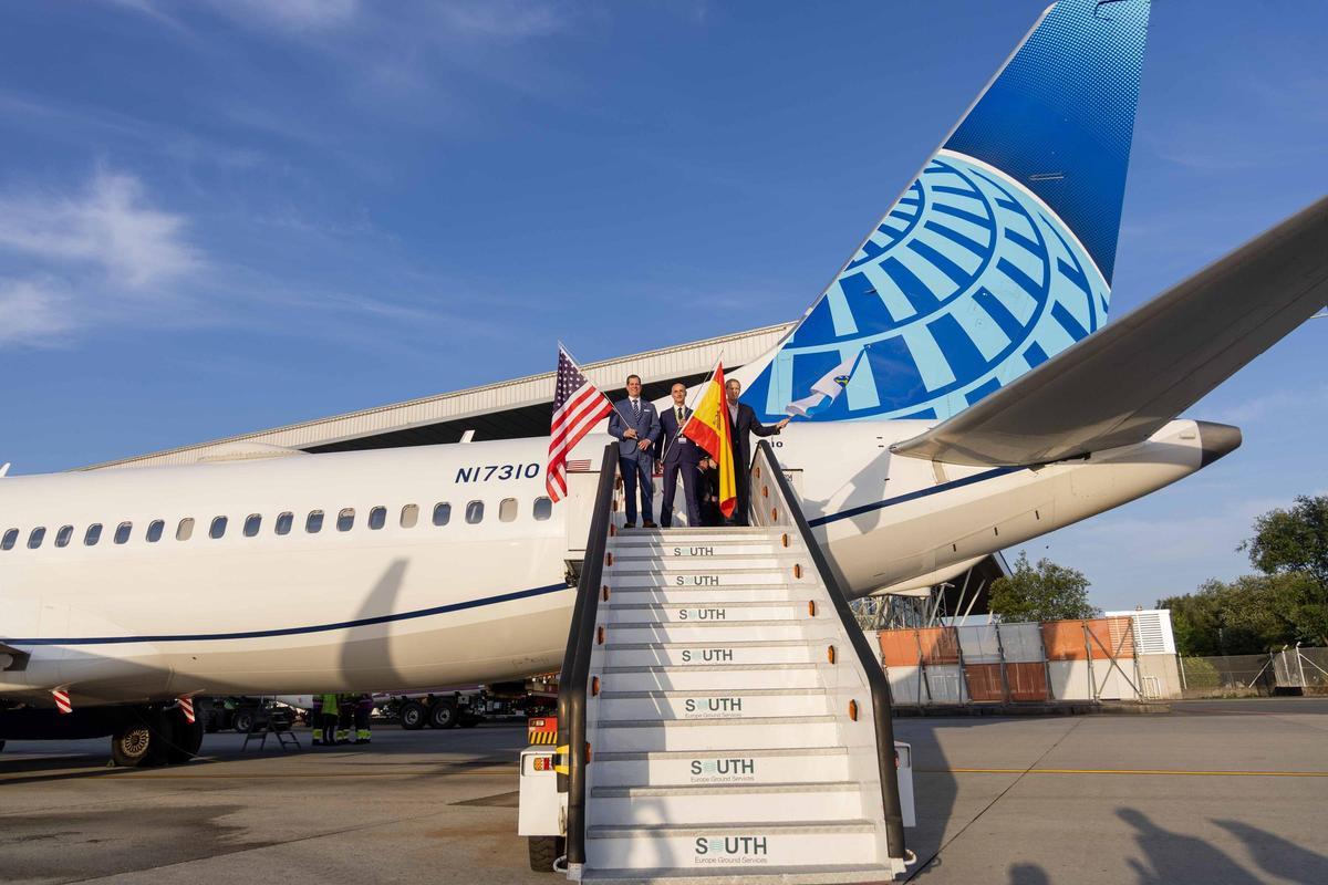 United Airlines inaugura la conexión directa entre Santiago y Nueva York