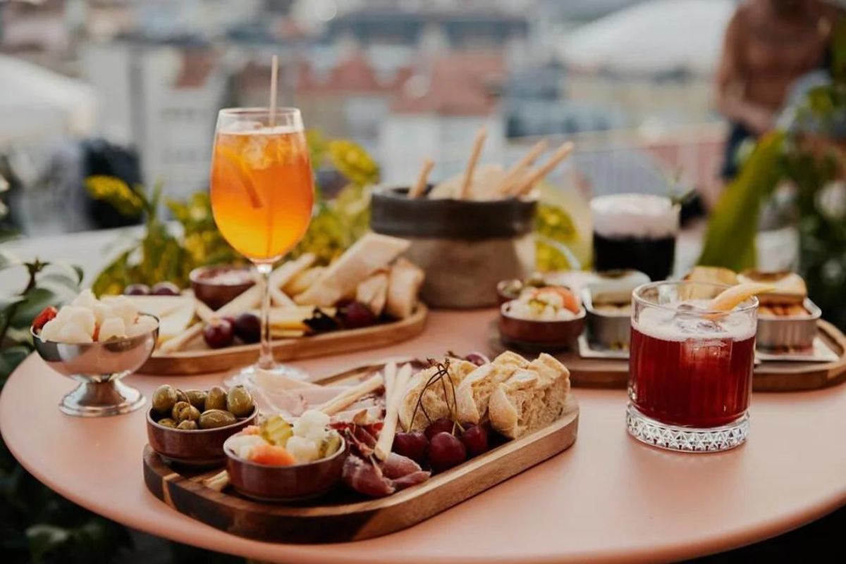 Oferta gastronómica del rooftop.