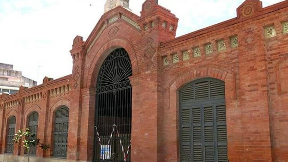 Edificio del antiguo Mercado de Calatrava de Mérida.