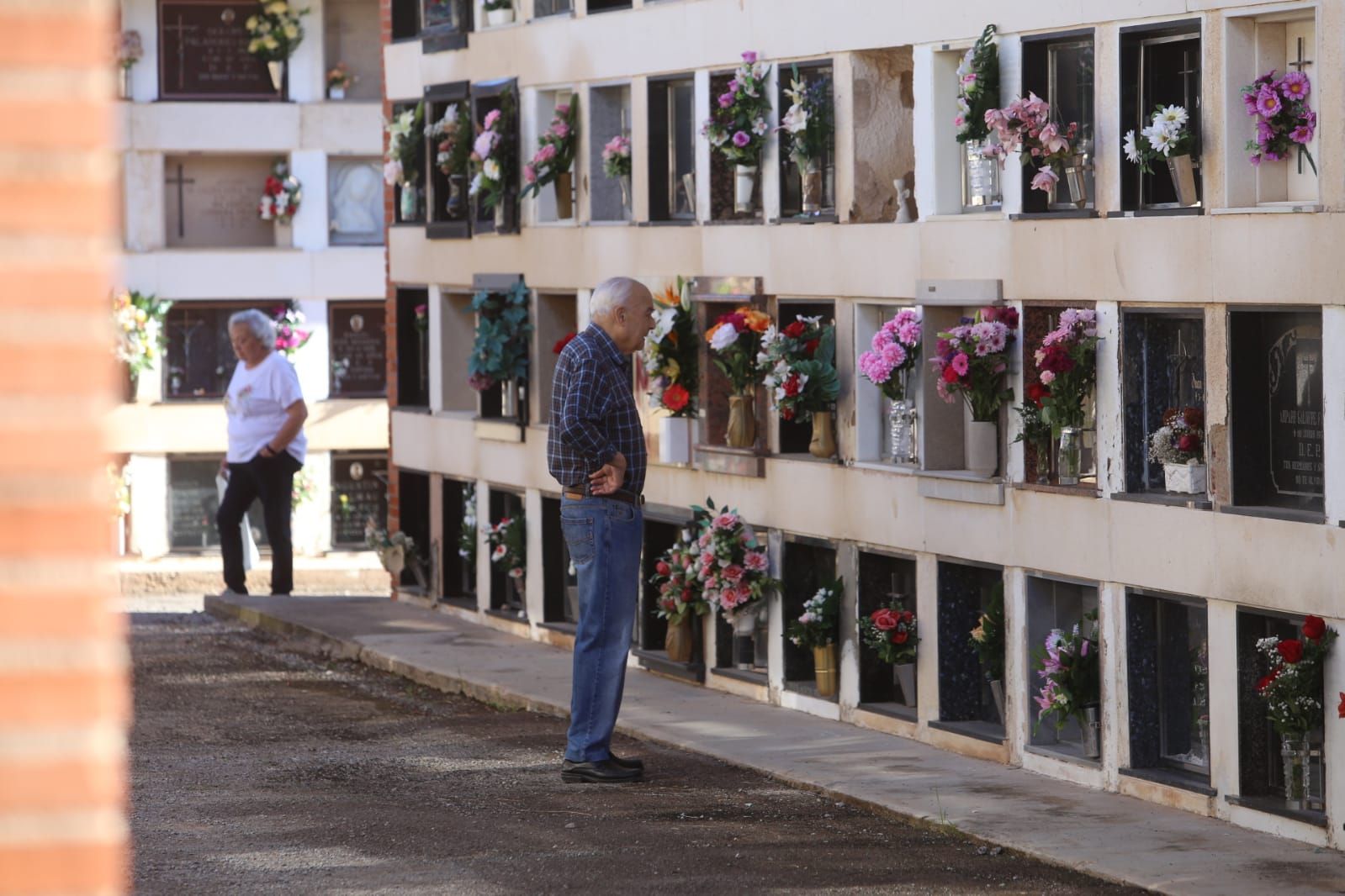 Castellón recuerda a sus fallecidos el día de Todos los Santos