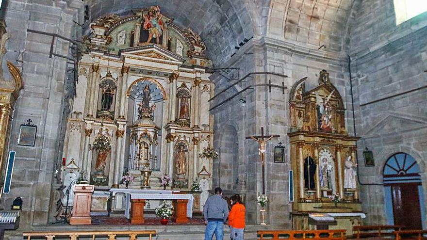 Los retablos de la Consolación, del Cristo y de San Cristóbal abandonan la UCI de Vista Alegre - Vimarsana News