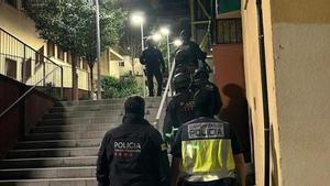 Imagen de la operación policial de los Mossos.