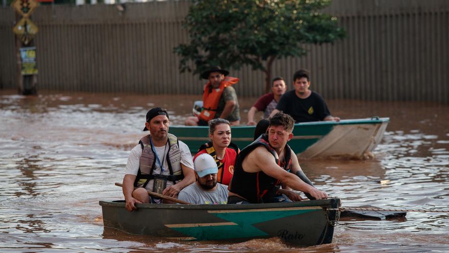 Más de 115.000 personas abandonan sus hogares tras las inundaciones del sur de Brasil