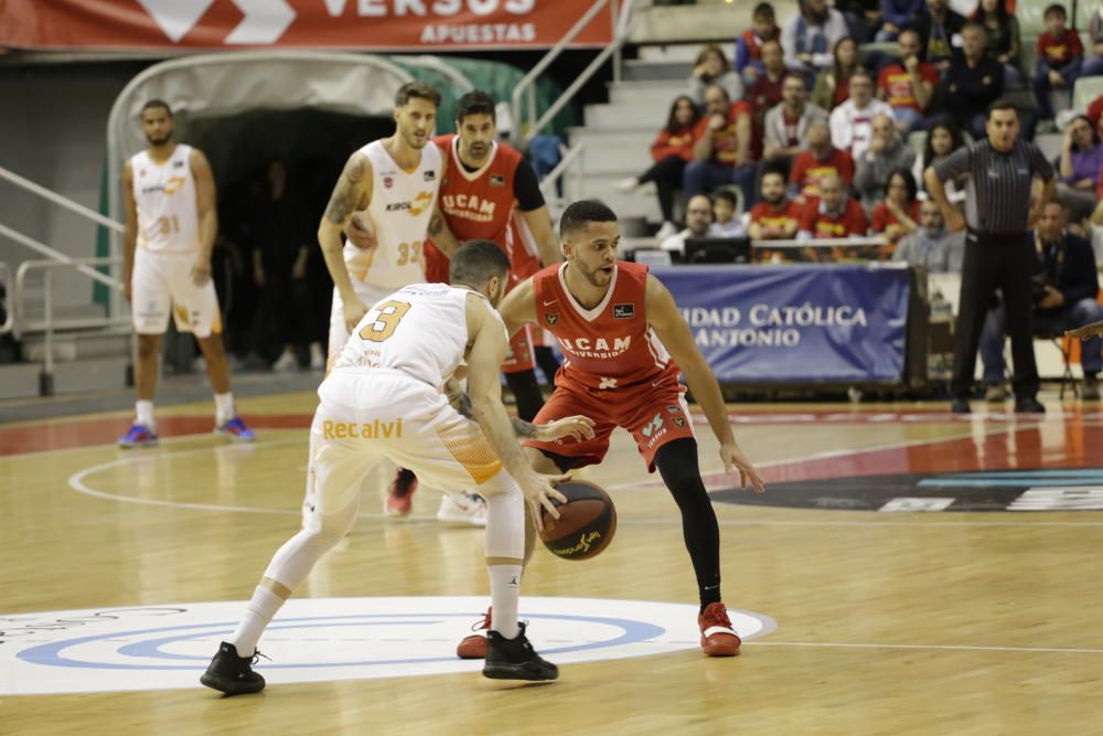 Encuentro entre el UCAM Murcia CB y el Baskonia