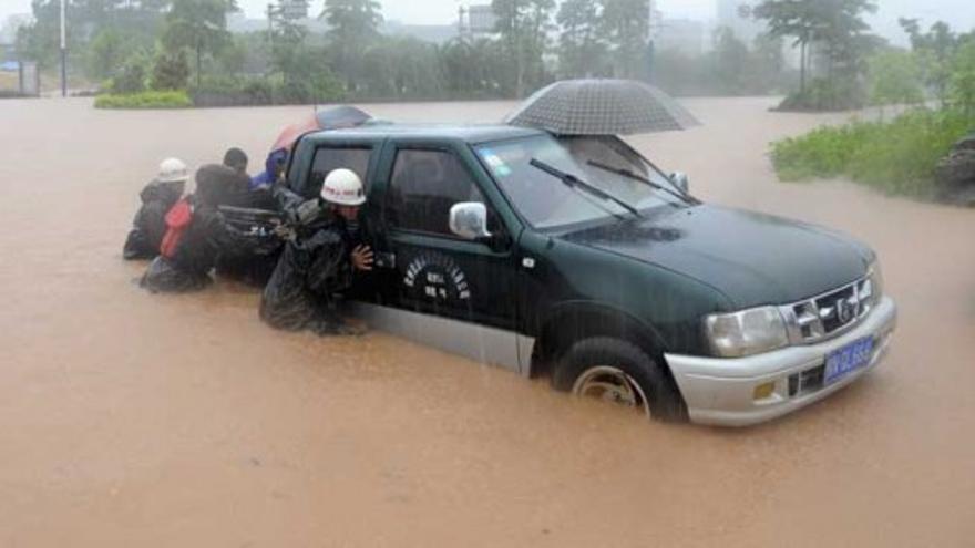 Graves inundaciones en el sur de China