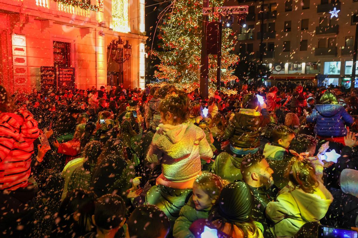 LHospitalet enciende las luces de Navidad