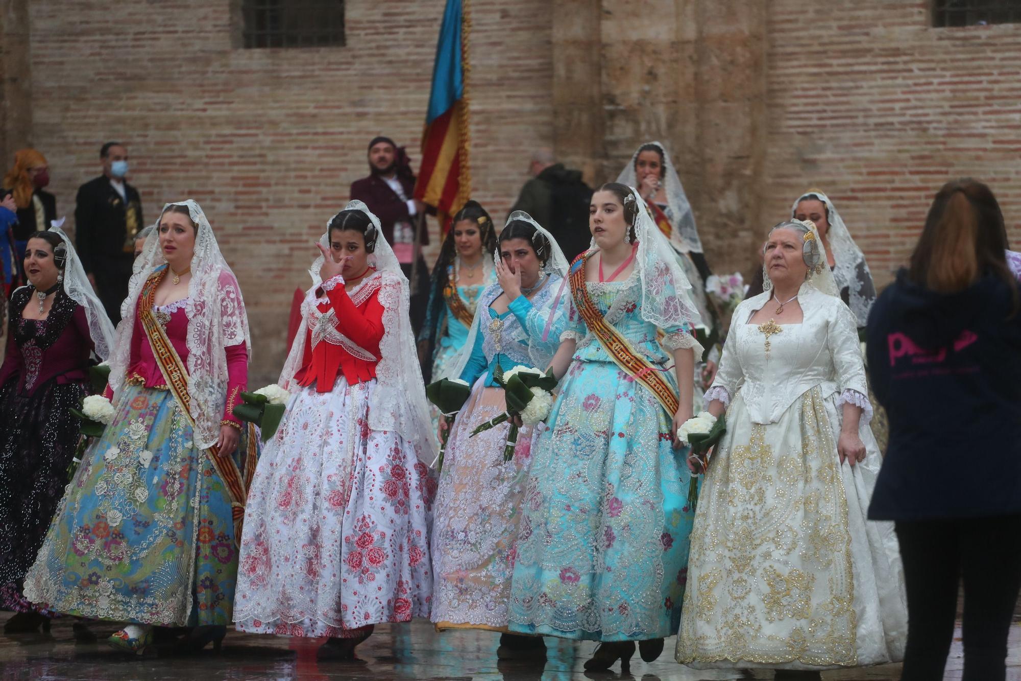 Búscate en el primer día de ofrenda por la calle de la Paz (entre las 18:00 a las 19:00 horas)