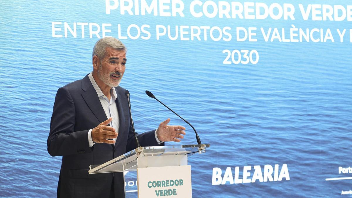 Adolfo Utor, esta mañana, durante la presentación del 'corredor verde' entre València y Palma de Mallorca.