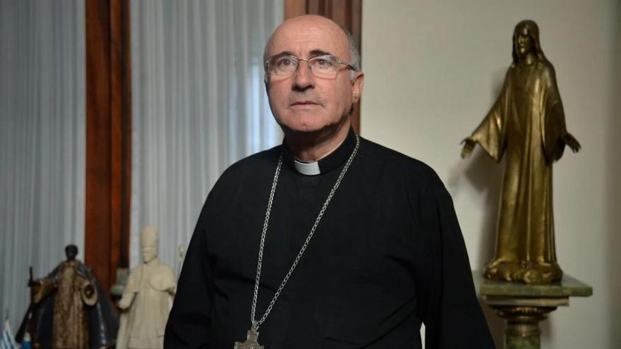 Un arquebisbe es nega a beneir les parelles homosexuals encara que ho ordeni el Papa