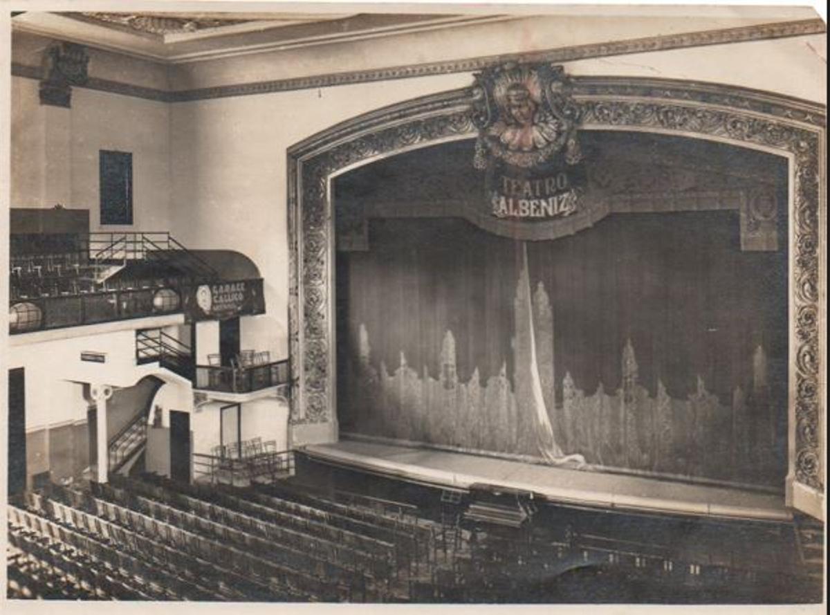 Una imatge de l'antic Teatre Albèniz